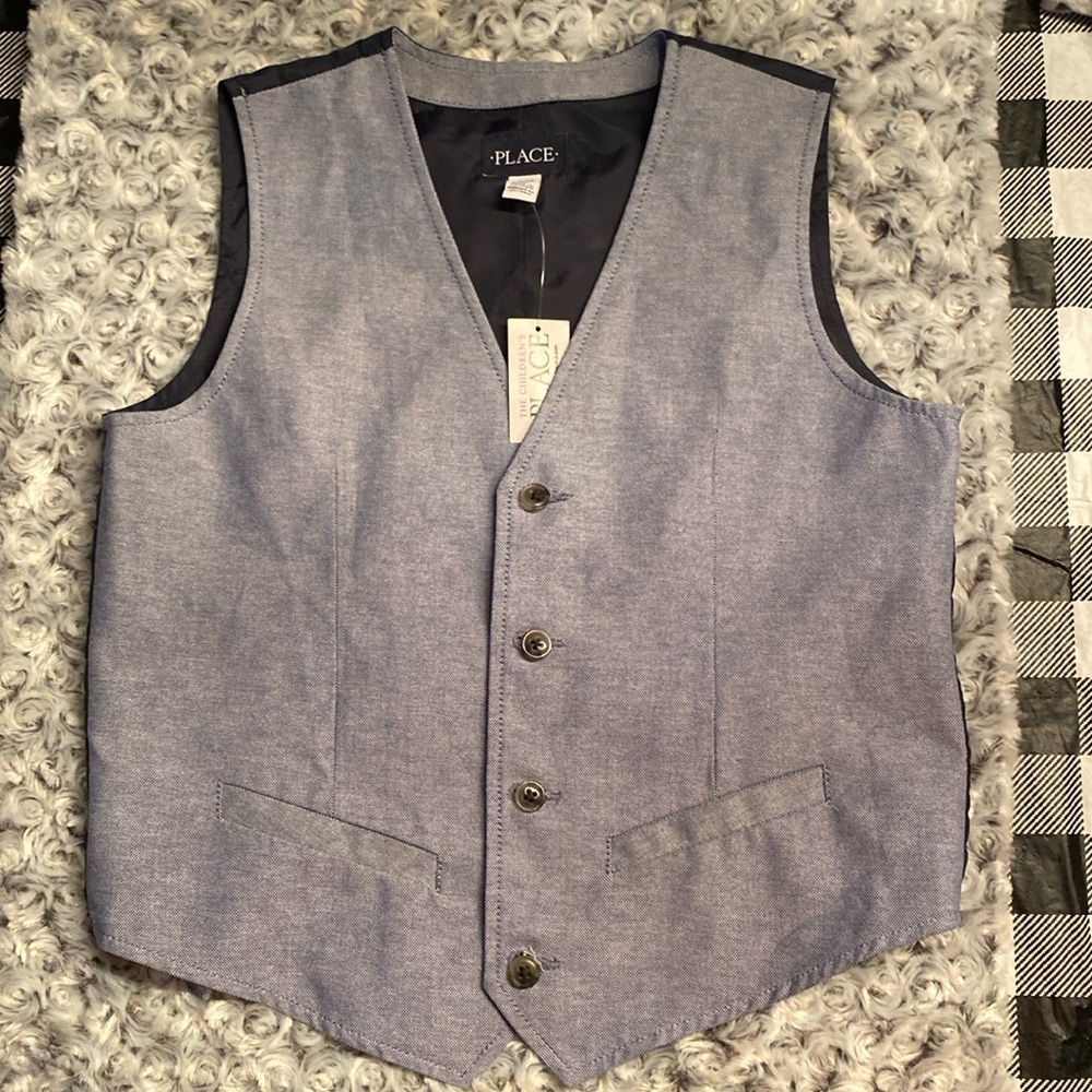 NWT Children’s Place Boys Button Down Vest size 10/12